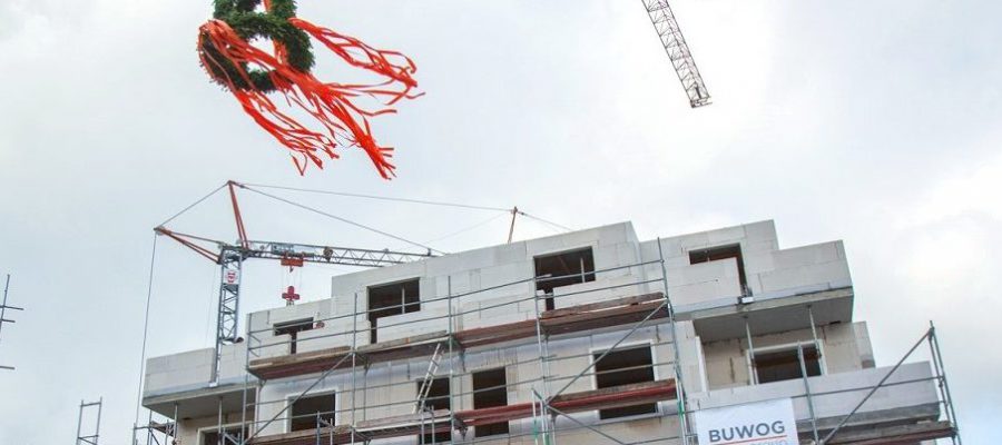 Richtfest Westendpark: Ungewohnte Töne auf der Baustelle