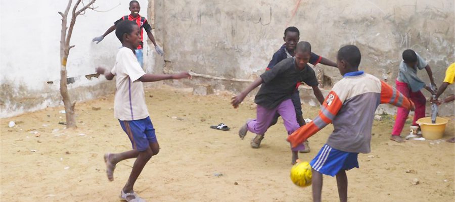 BUWOG Spendenaktion: „Ein Haus für Straßenkinder im Senegal“ steht kurz vor der Dachgleiche