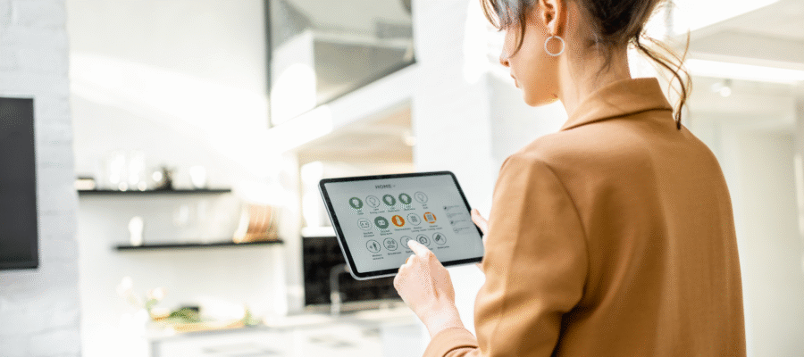 Wohnguide: So machen Sie Ihr Zuhause smart – Mehr Komfort, weniger Stromkosten