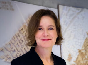 Die Professorin Dr. Christina Simon-Philipp lehrt und forscht an der HFT Stuttgart. Foto: PR